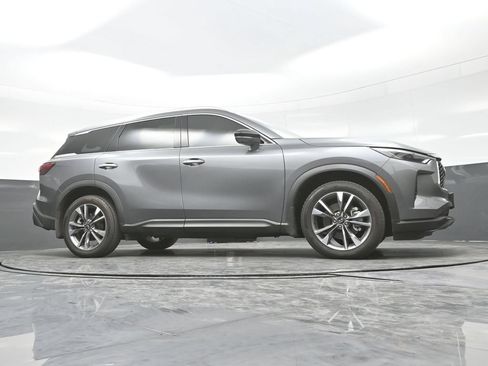 Certified 2023 INFINITI QX60 Luxe w/ Vision Package AWD/4WD image 34