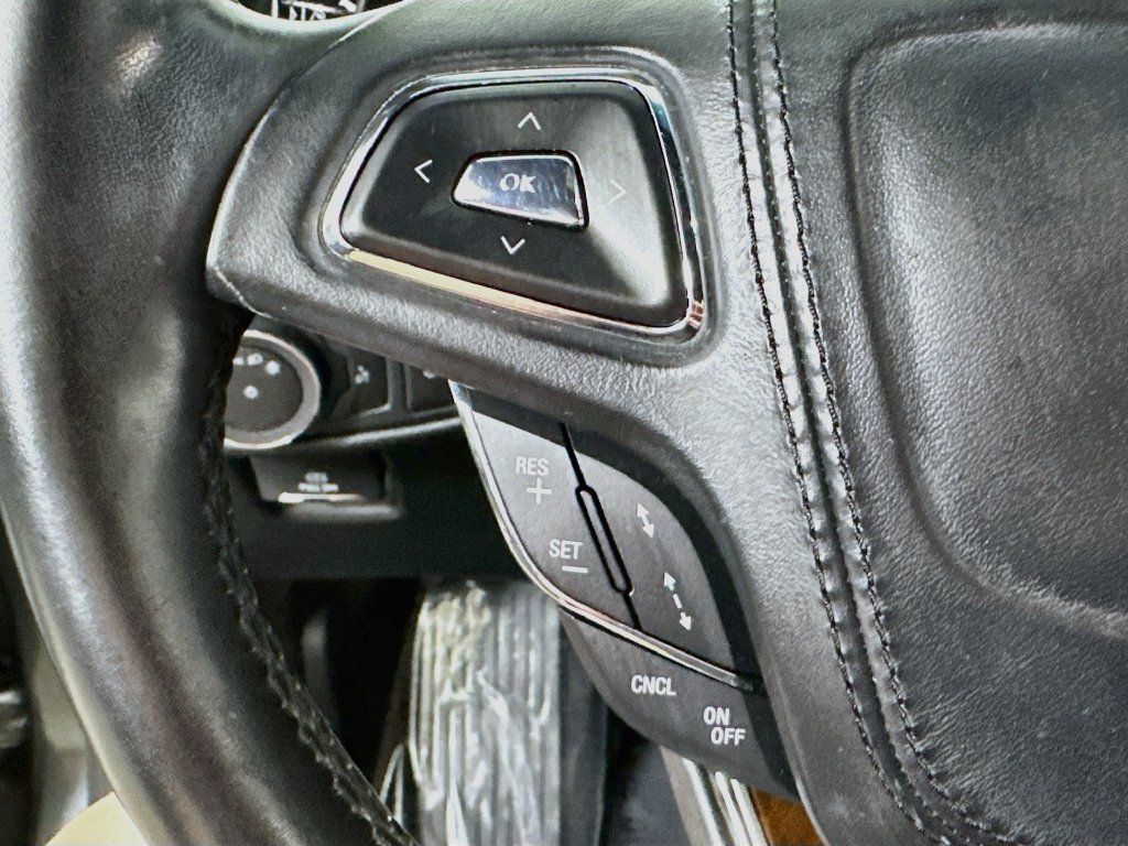Used 2019 Lincoln MKZ Reserve w/ Luxury Package FWD image 25