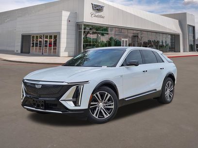 New 2026 Cadillac Lyriq Luxury w/ LPO, Floor Liner Package