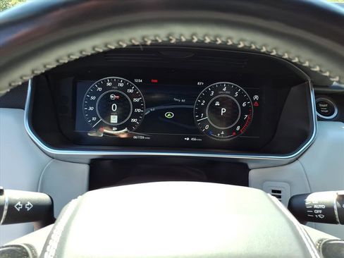 Used 2018 Land Rover Range Rover Sport SVR image 17