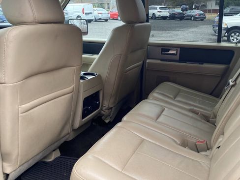 Used 2015 Ford Expedition EL XLT w/ Equipment Group 202A image 9