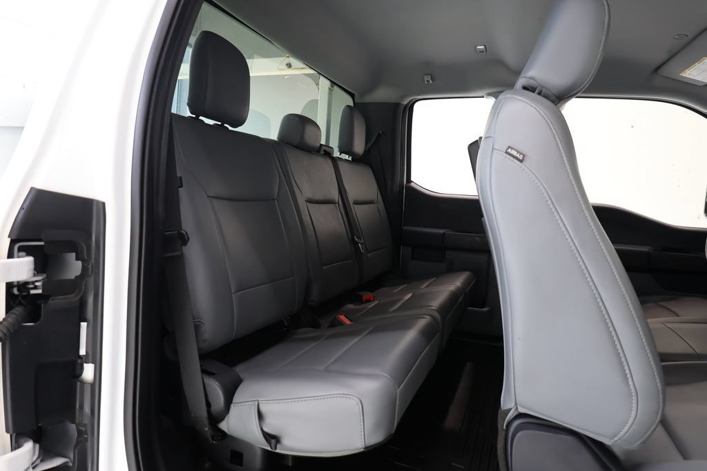 Used 2023 Ford F350 XL w/ Snow Plow/Camper Package AWD/4WD image 28