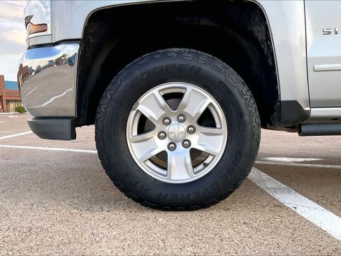 Used 2016 Chevrolet Silverado 1500 LT AWD/4WD image 8