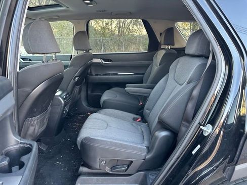 Used 2022 Hyundai Palisade SEL w/ Cargo Package image 6