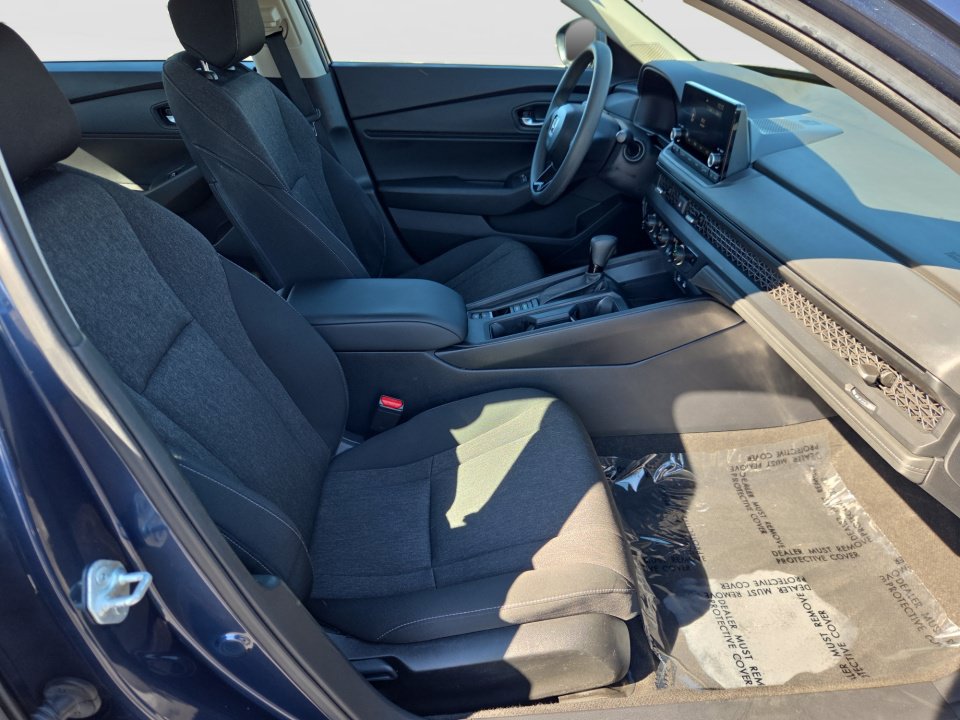 Used 2024 Honda Accord EX image 28