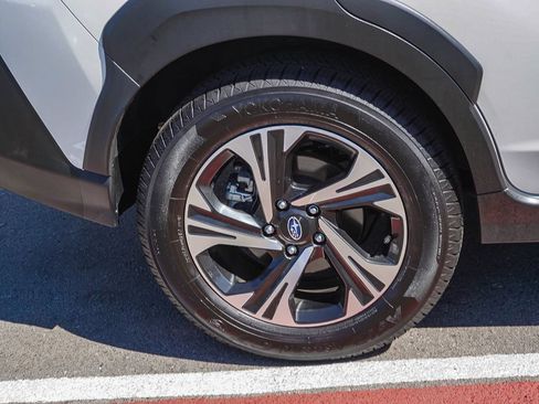 Used 2024 Subaru Crosstrek 2.0i Premium w/ Crosstrek Mirror Package AWD/4WD image 8