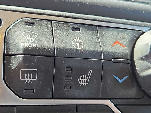 Used 2023 Jeep Wrangler Unlimited Sahara w/ Cold Weather Group AWD/4WD image 25