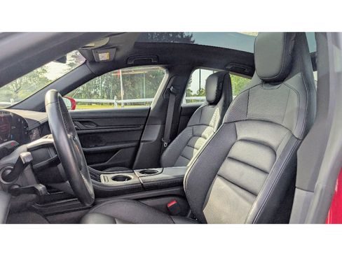 Used 2020 Porsche Taycan 4S image 15