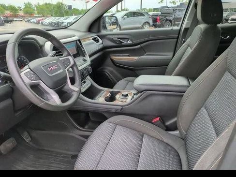 Certified 2023 GMC Acadia SLE w/ Driver Convenience Package AWD/4WD image 19