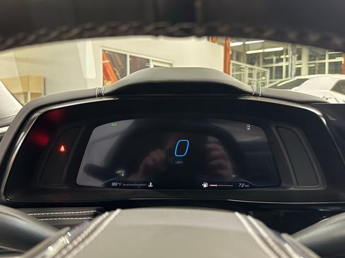 Used 2024 Chevrolet Corvette Stingray Premium Conv w/ Z51 Performance Package image 39