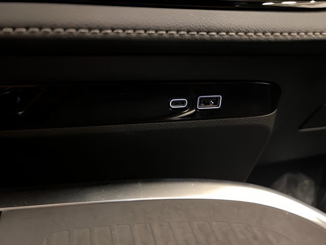 Certified 2026 Buick Enclave Preferred AWD/4WD image 15