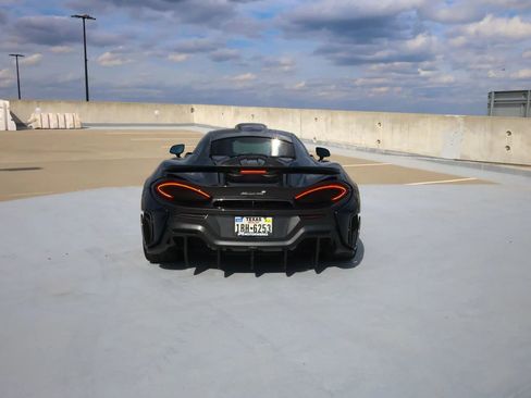 Used 2019 McLaren 600LT Coupe 2D image 17