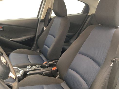 Used 2018 Toyota Yaris iA FWD image 17