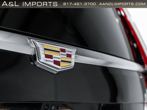 Used 2019 Cadillac Escalade Luxury image 32