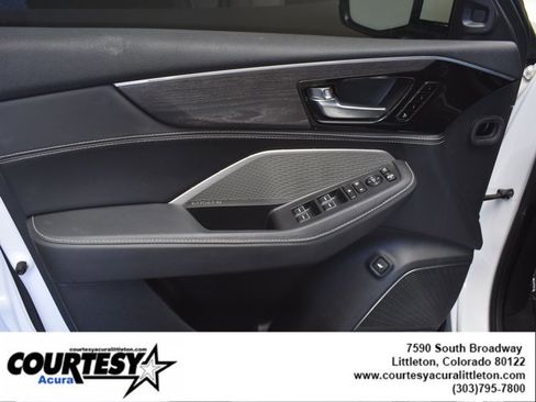 Certified 2023 Acura MDX SH-AWD w/ Advance Package image 7