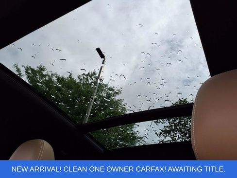 Used 2024 Volkswagen Atlas Cross Sport SE w/ Panoramic Sunroof Package FWD image 9
