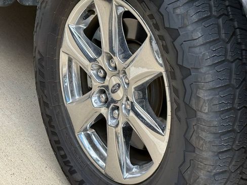 Used 2019 Ford F150 XLT w/ Equipment Group 301A Mid AWD/4WD image 5