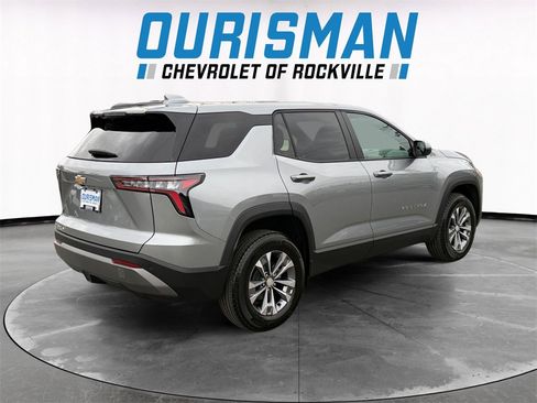 Used 2026 Chevrolet Equinox LT image 6