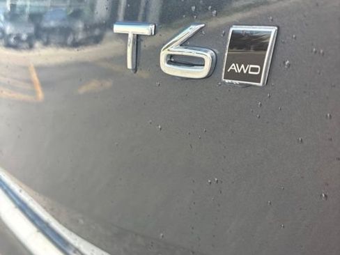 Used 2021 Volvo XC90 T6 Momentum w/ Advanced Package AWD/4WD image 5