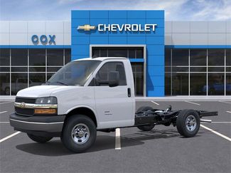 New 2025 Chevrolet Express 3500 w/ Power Convenience Package video 2