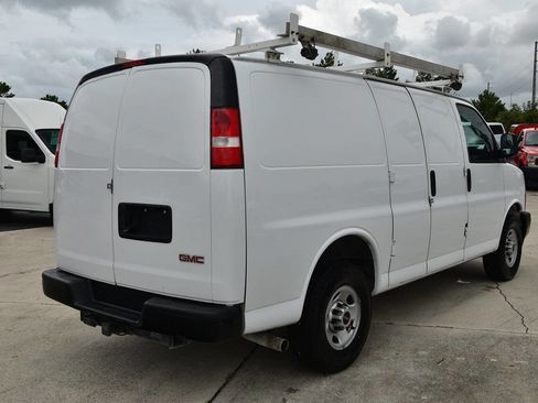 Used 2020 GMC Savana 2500 w/ Enhanced Convenience Package RWD image 7