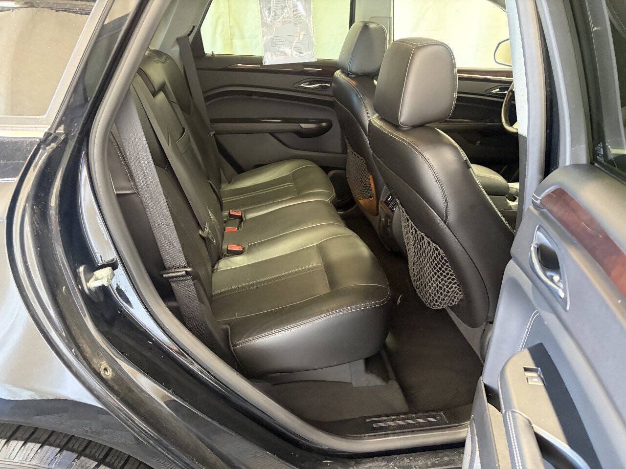 Used 2012 Cadillac SRX Luxury FWD image 23