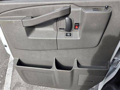 Used 2024 Chevrolet Express 2500 w/ Driver Convenience Package image 27