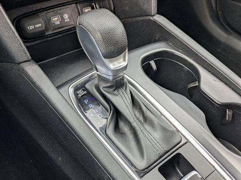 Used 2020 Hyundai Santa Fe SE image 12