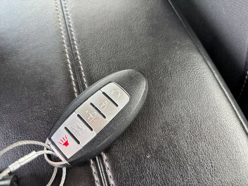 Used 2025 Nissan Altima 2.5 SV FWD image 24