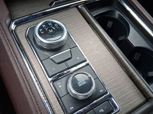 Used 2023 Ford Expedition Max Limited image 30