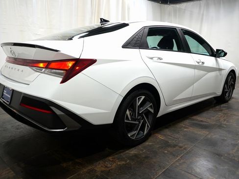 Certified 2025 Hyundai Elantra Sport image 5