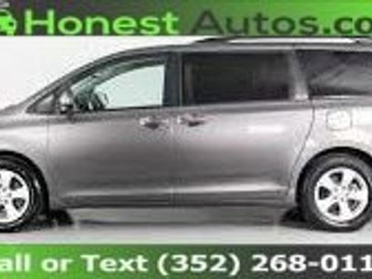 Used 2015 Toyota Sienna LE