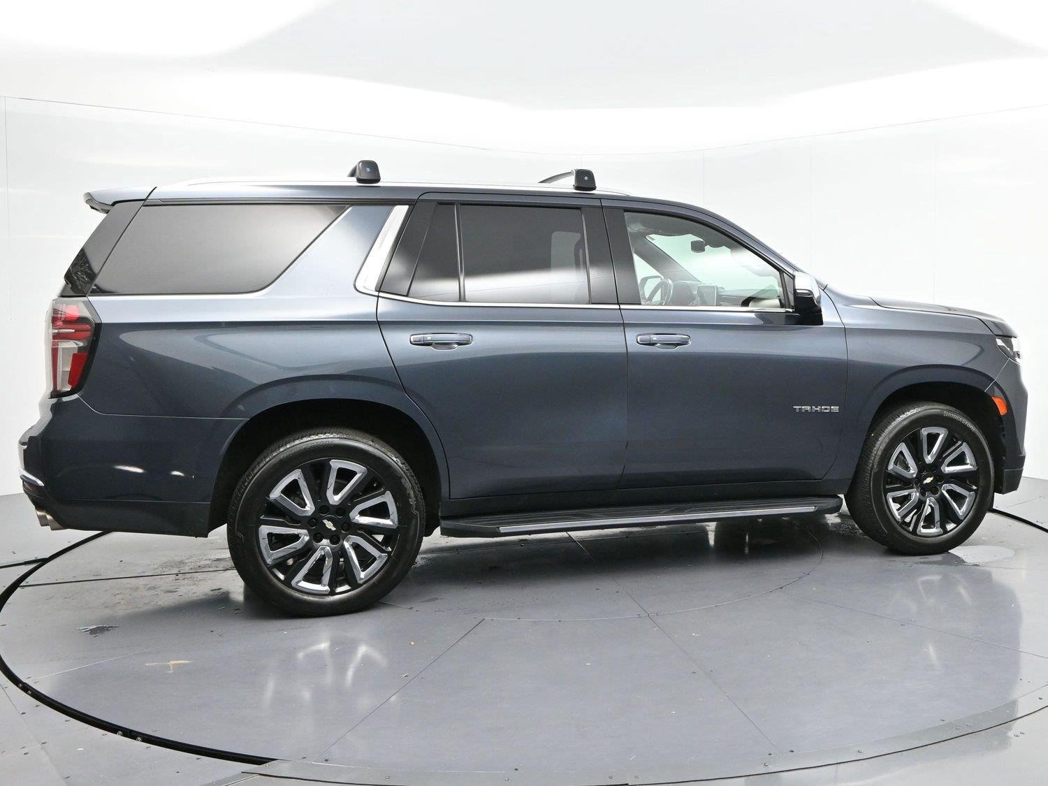 Used 2021 Chevrolet Tahoe Premier AWD/4WD image 8