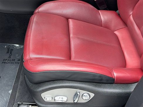 Used 2022 Porsche Macan S image 37