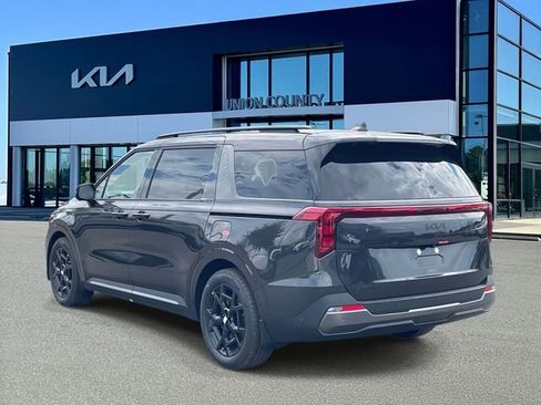 New 2026 Kia Carnival SX w/ SX Dark Edition Package image 4