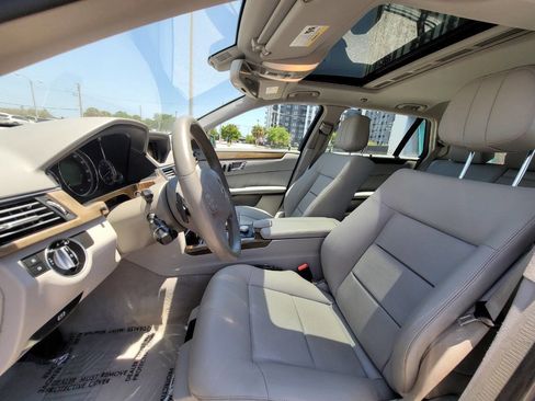 Used 2011 Mercedes-Benz E 350 4MATIC Wagon image 14