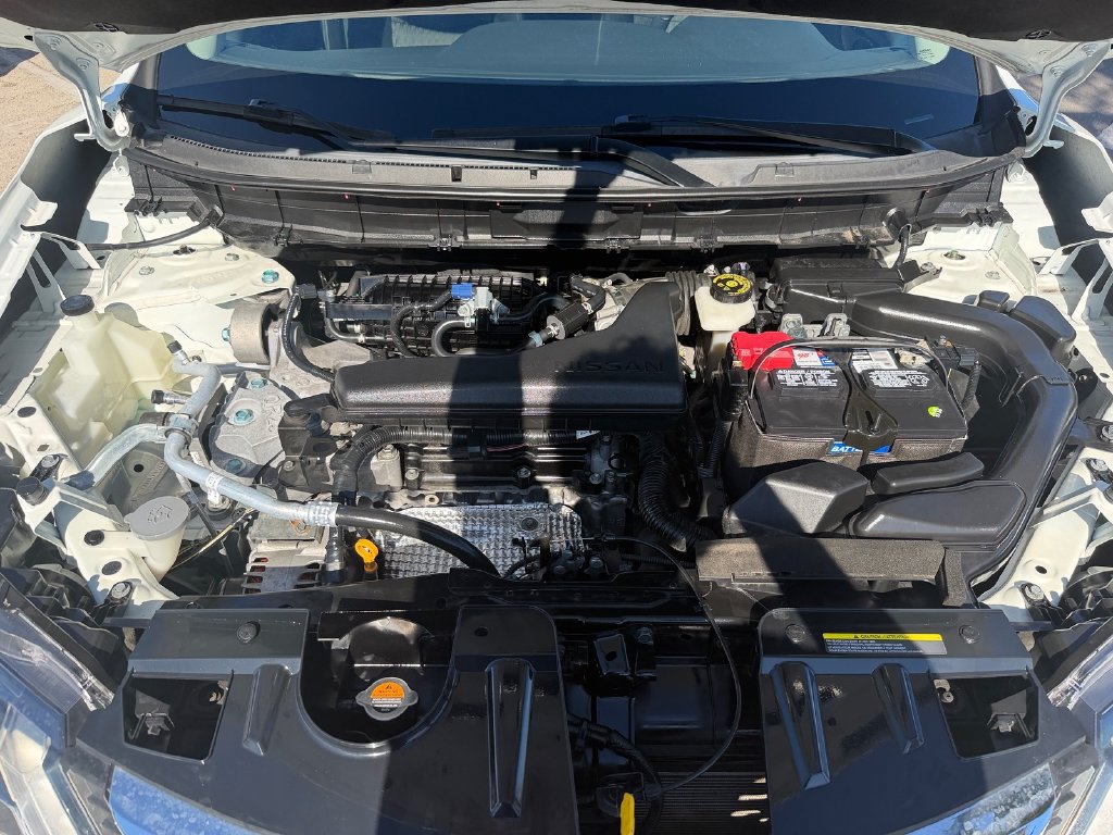Used 2019 Nissan Rogue SV FWD image 22