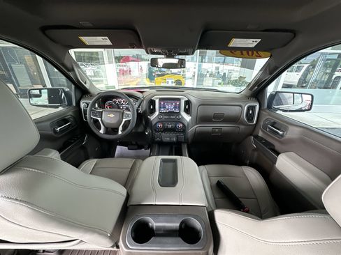 Used 2019 Chevrolet Silverado 1500 LTZ w/ LTZ Convenience Package AWD/4WD image 20