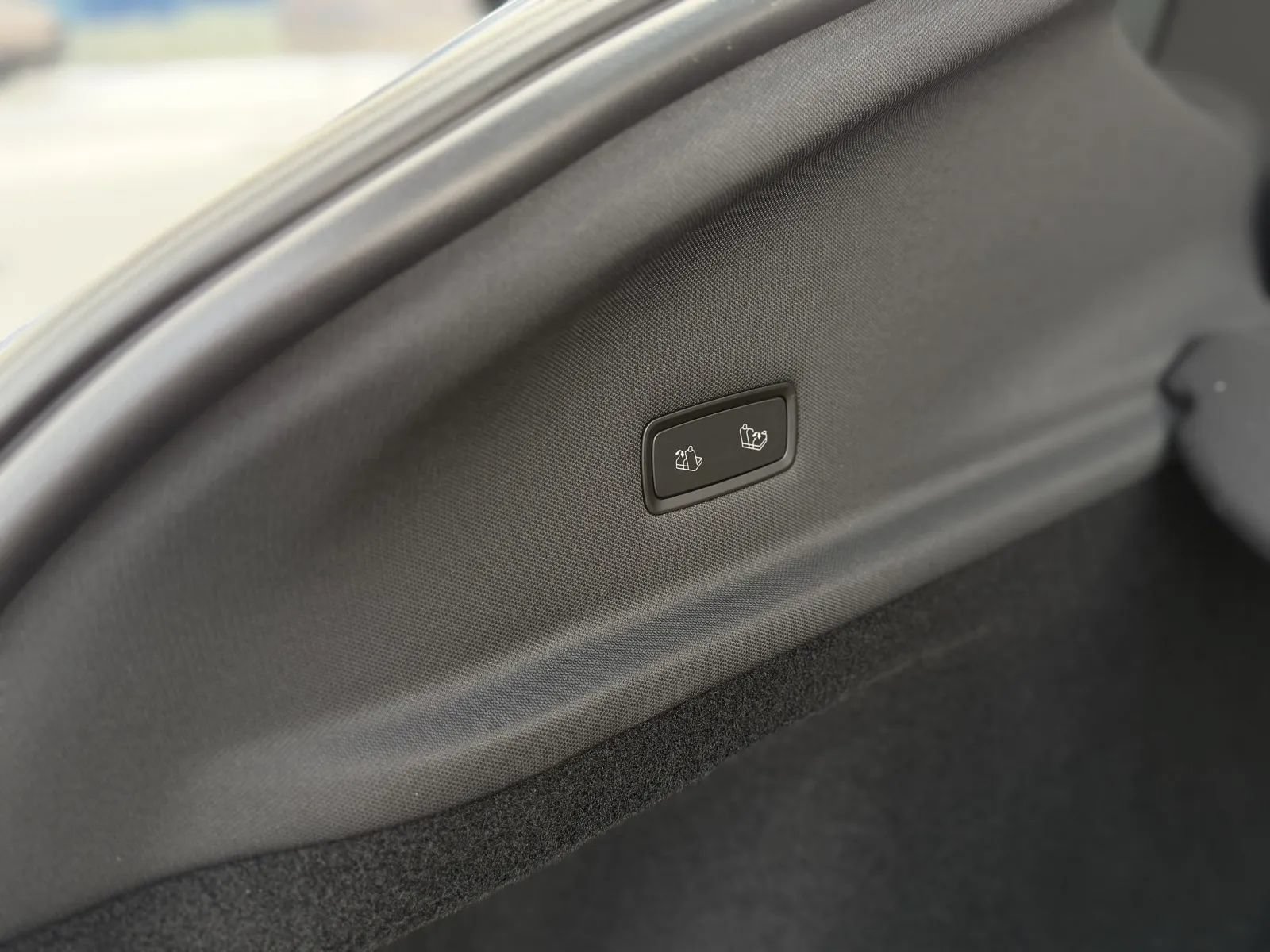 Used 2026 Tesla Model Y Long Range RWD image 42