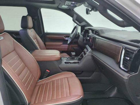 Used 2025 GMC Sierra 1500 Denali Ultimate image 21