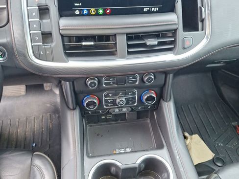 Used 2021 Chevrolet Tahoe RST AWD/4WD image 15
