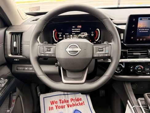 New 2026 Nissan Pathfinder Platinum w/ Cargo Package AWD/4WD image 24