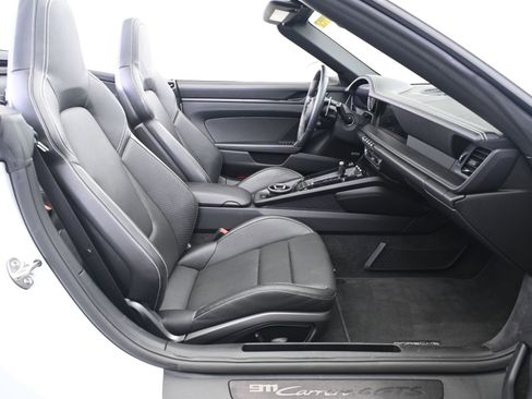 Used 2022 Porsche 911 Carrera 4S image 22