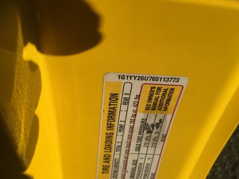 Used 2006 Chevrolet Corvette Coupe w/ Preferred Equipment Group image 9