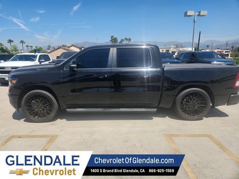 Used 2019 RAM 1500 Big Horn RWD image 3
