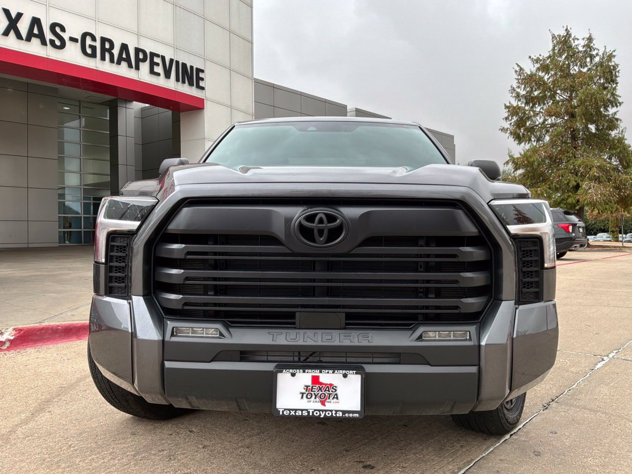 Used 2026 Toyota Tundra SR5 w/ SX Package RWD image 3