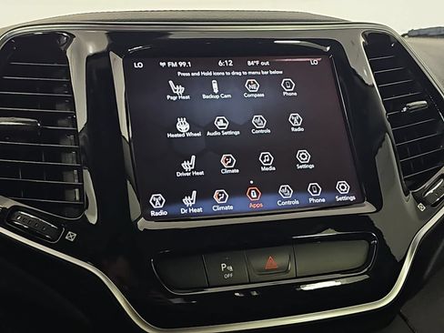 Used 2020 Jeep Cherokee Limited FWD image 20