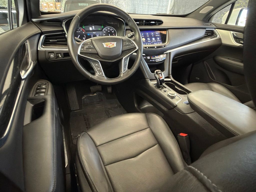 Used 2021 Cadillac XT5 Premium Luxury FWD image 13