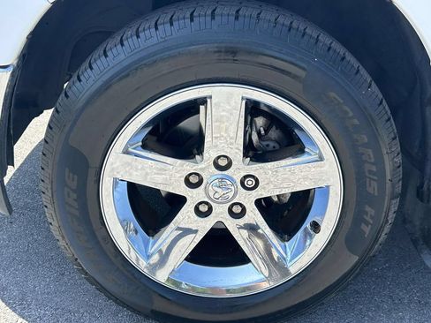 Used 2019 RAM 1500 Big Horn AWD/4WD image 14