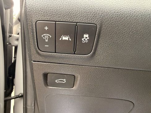 Used 2022 Kia K5 GT-Line FWD image 18